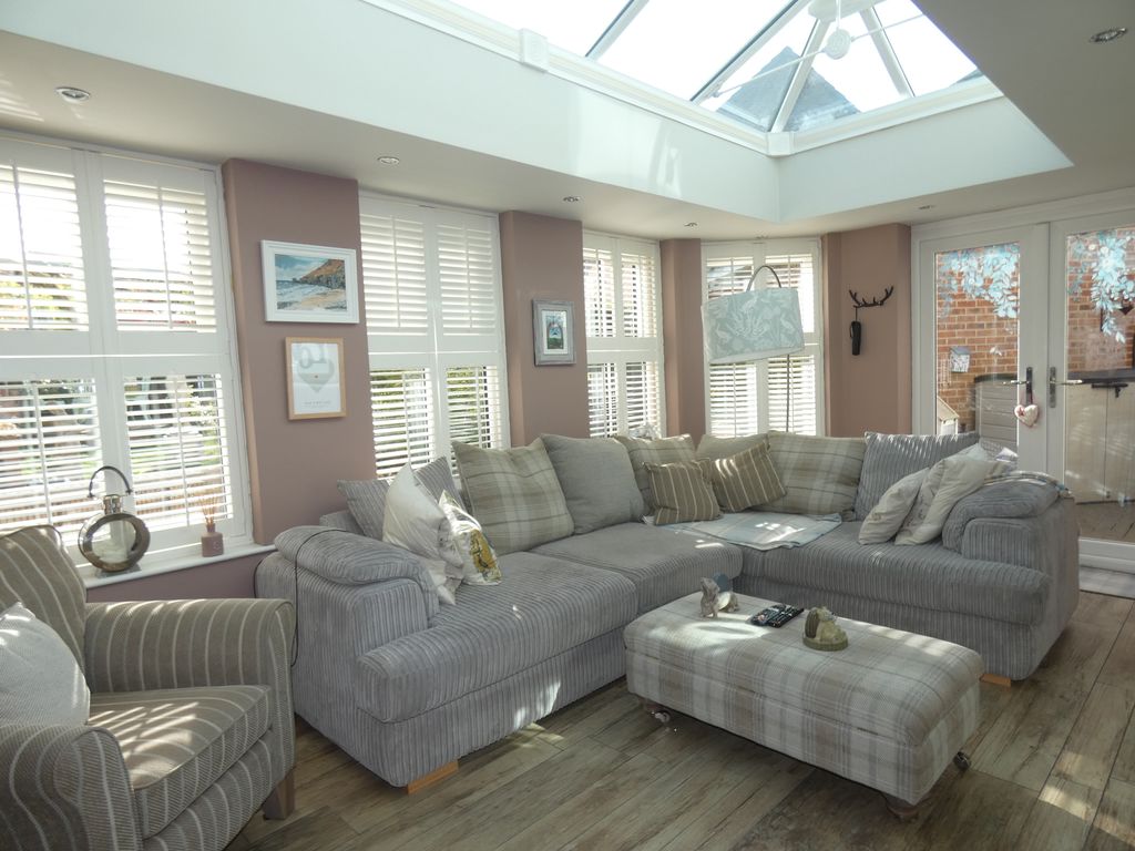 Garden Room- click for photo gallery